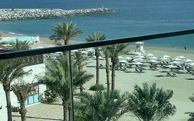 sea view Address Hotel apartment Fujairah شقة فاخره ذات اطلاله علي البحر الفجيره
